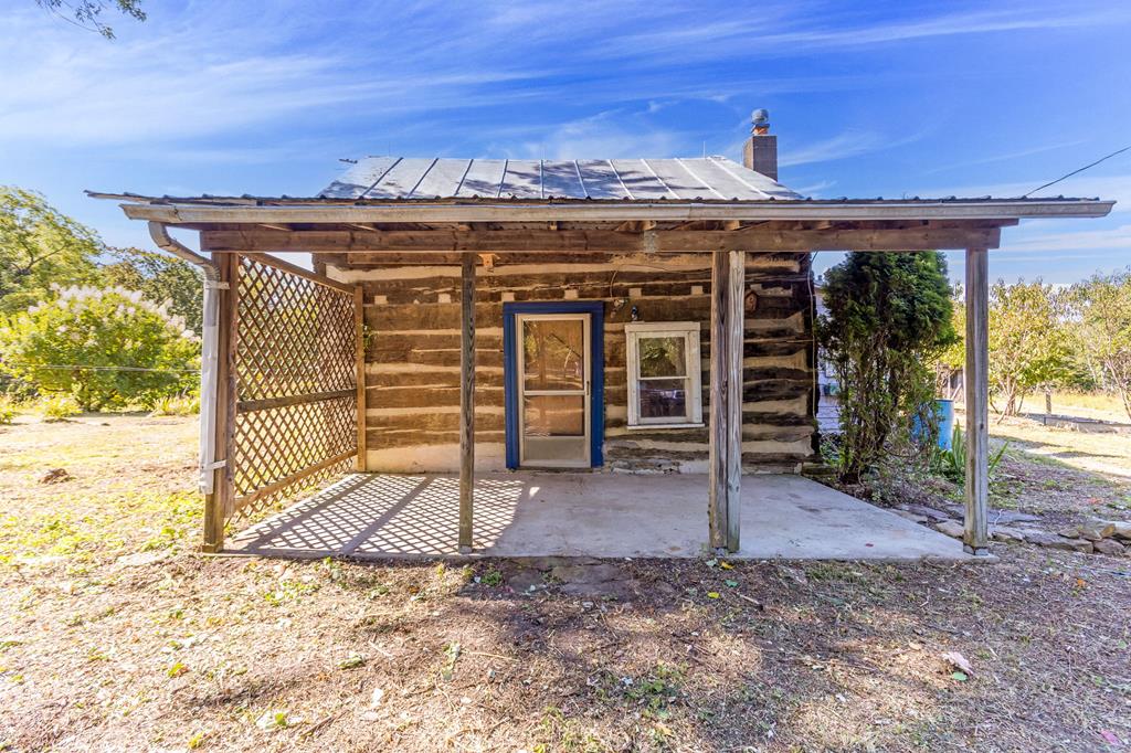4511 Potts Hill Property Photo 1