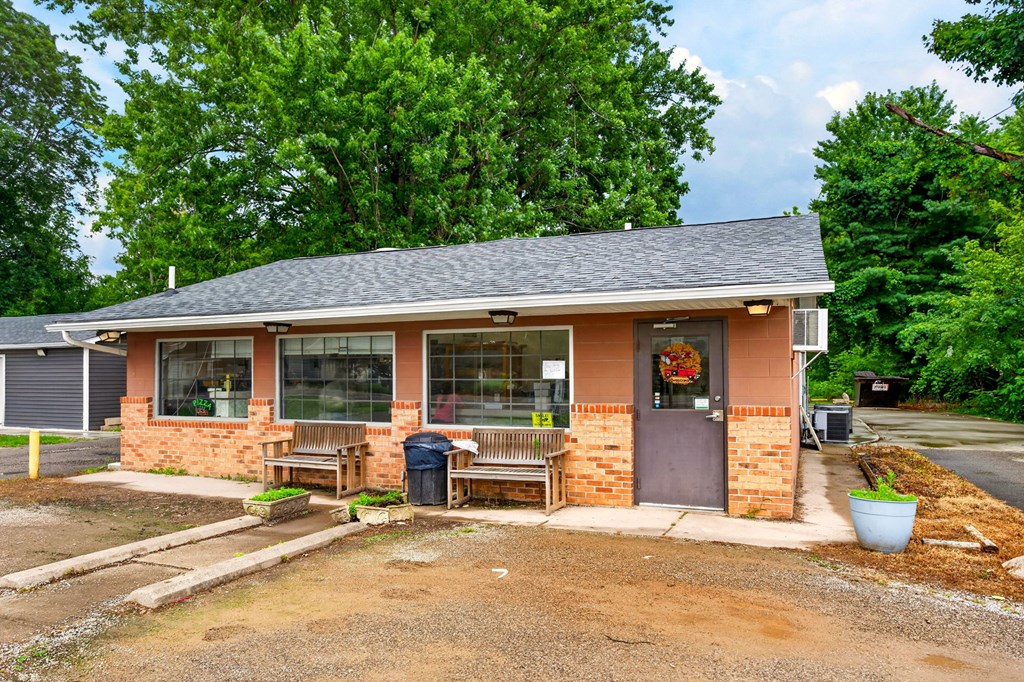 35633 U. S. Rt. 50 Property Photo 44