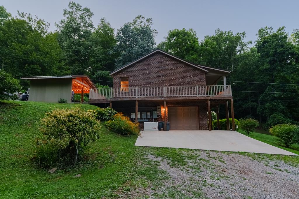 468 Schmidt Road Property Photo 5