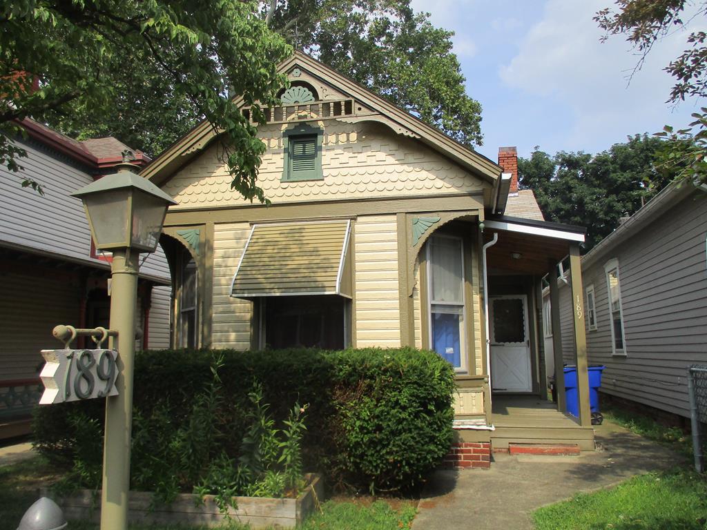 189 N High Street Property Photo 1