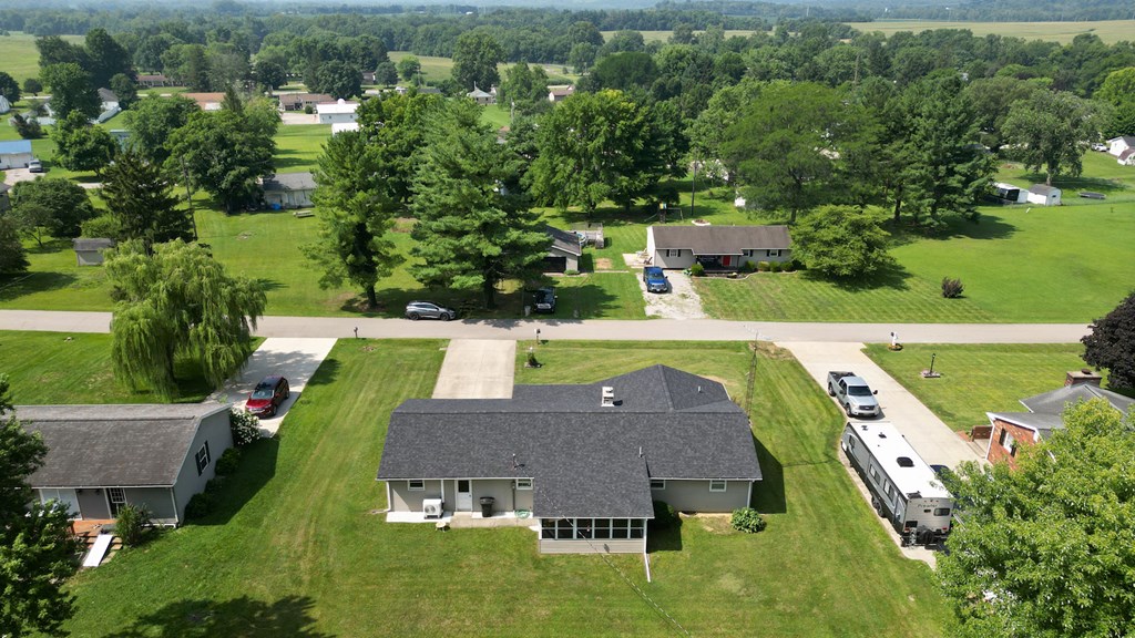 429 Vernon Drive Property Photo 3