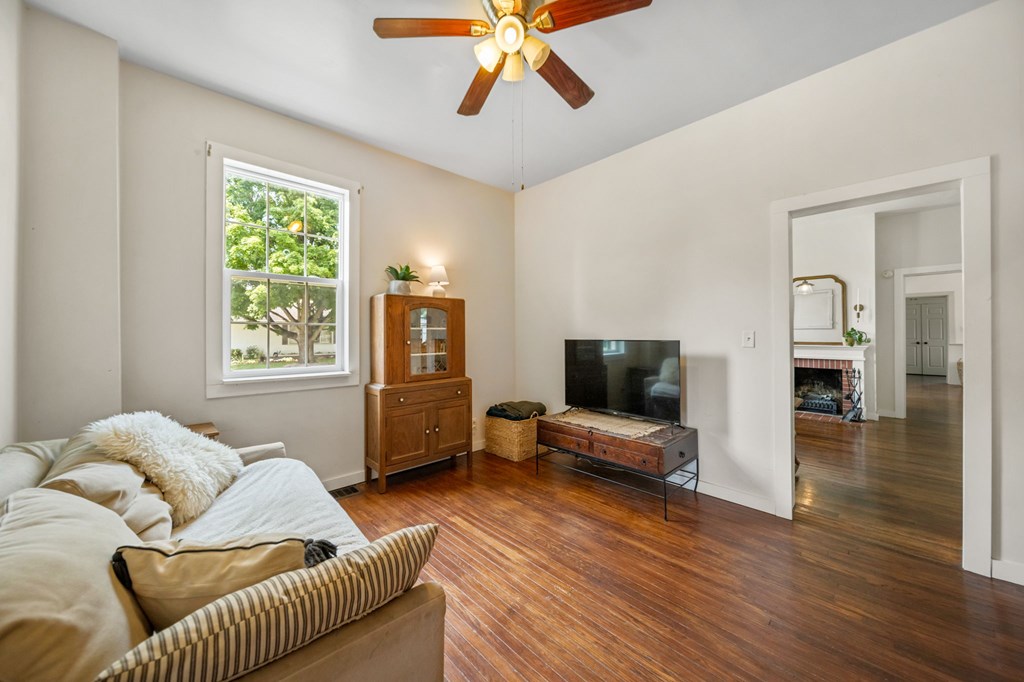 832 Pershing Drive Property Photo 31