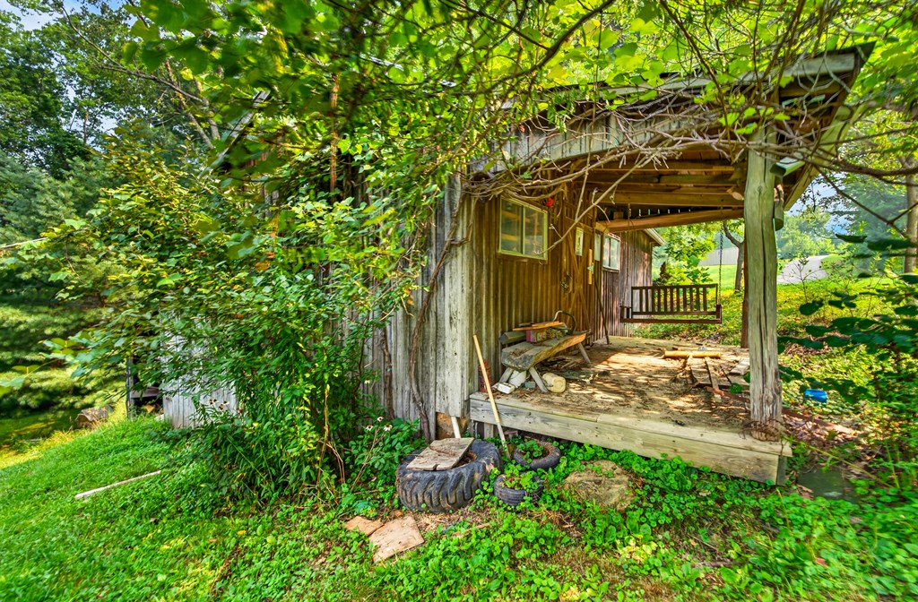 33791 St. Rt. 683 Property Photo 6