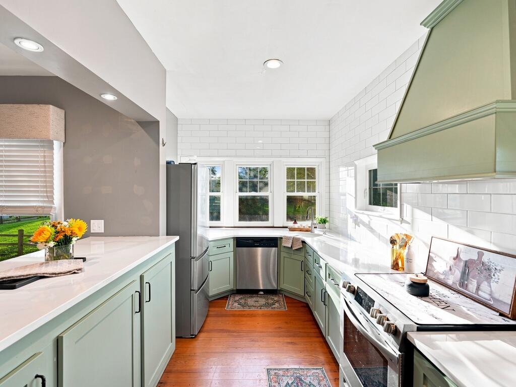 376 Watt Street Property Photo 6