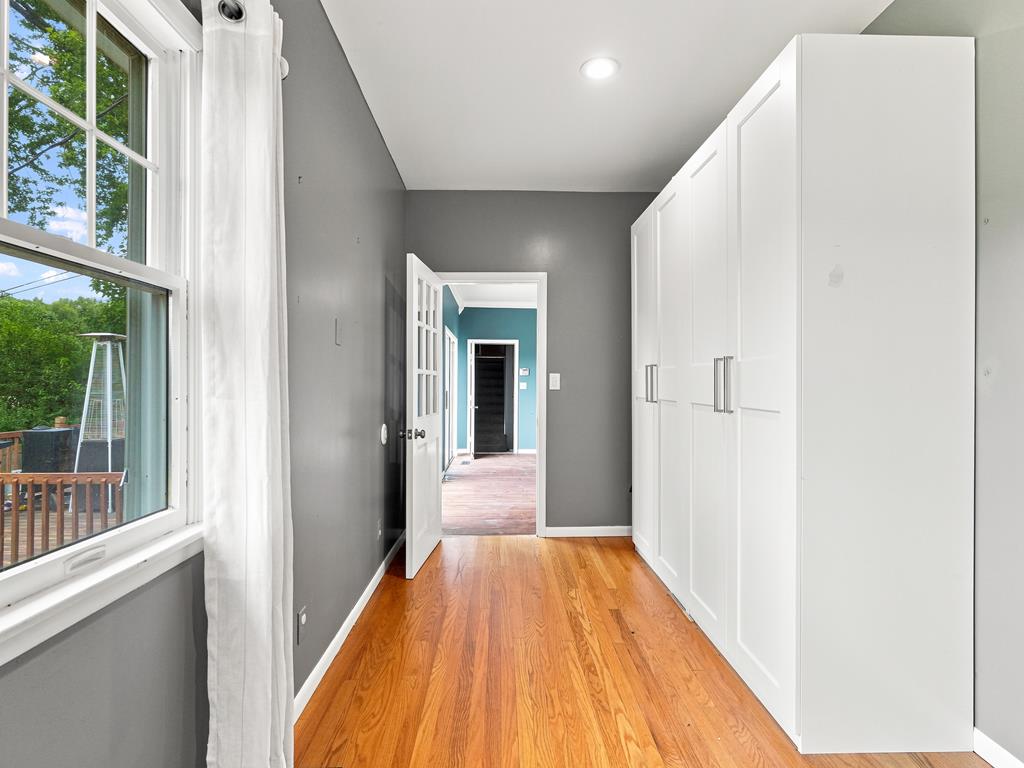 376 Watt Street Property Photo 18