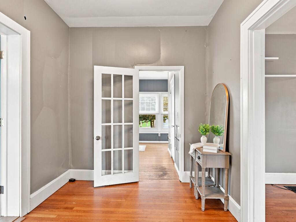 376 Watt Street Property Photo 32