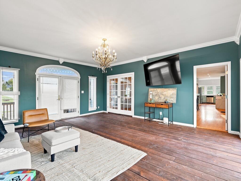 376 Watt Street Property Photo 35
