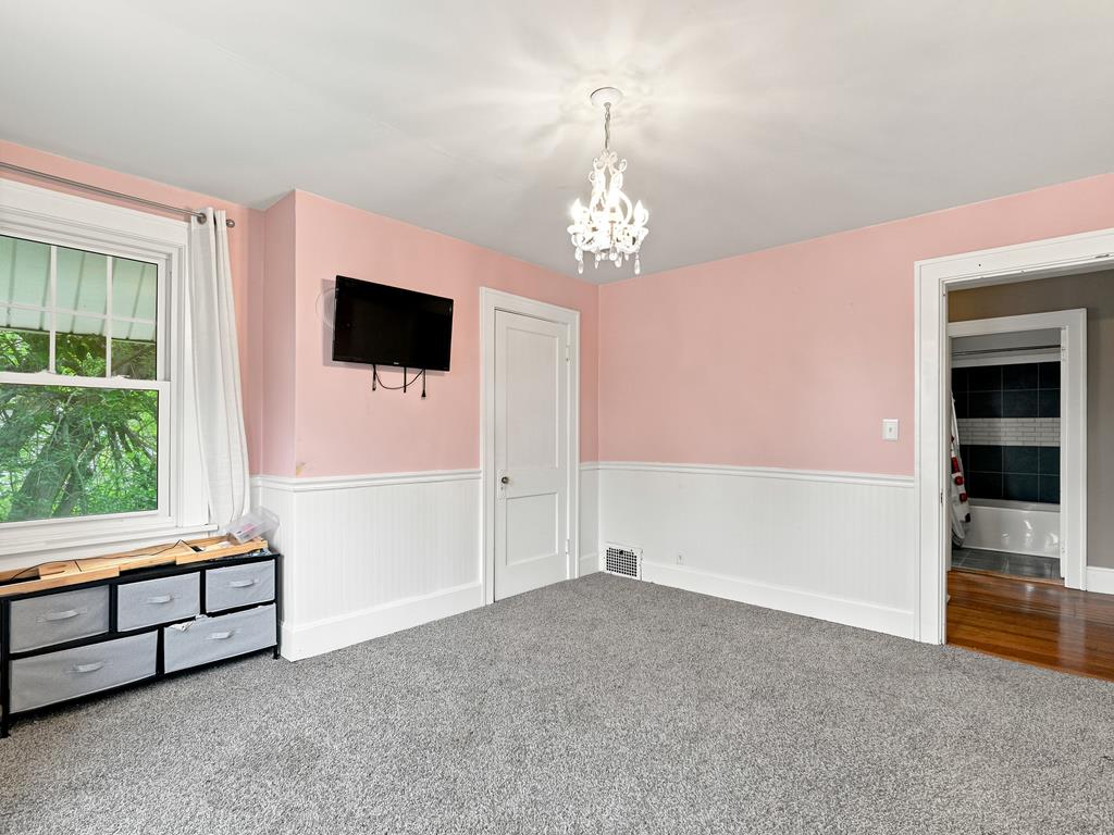 376 Watt Street Property Photo 38
