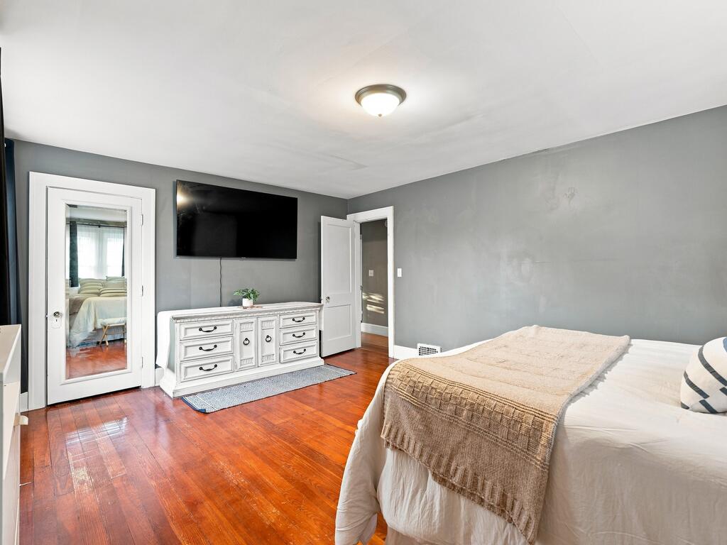 376 Watt Street Property Photo 40