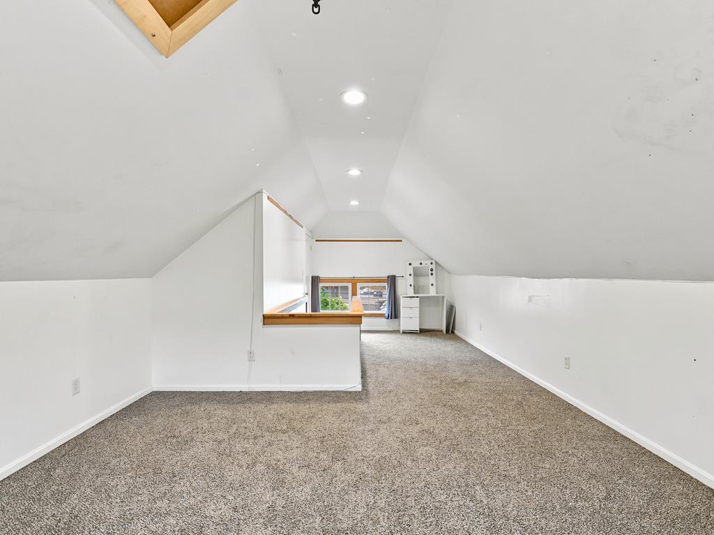 376 Watt Street Property Photo 43