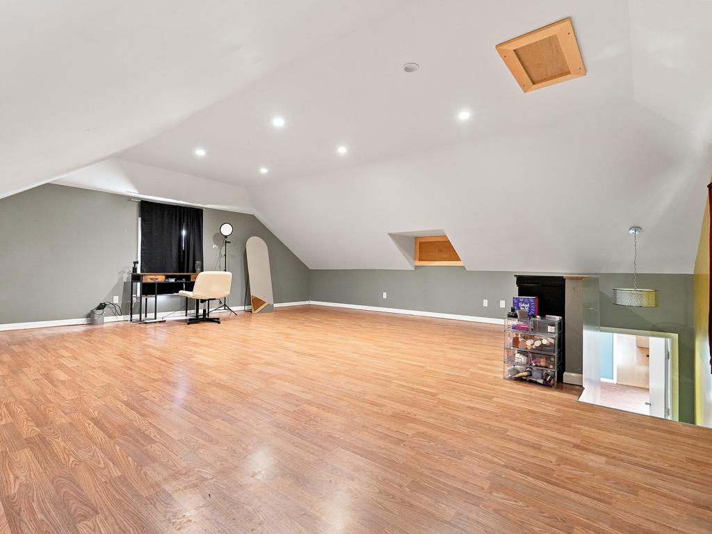 376 Watt Street Property Photo 45