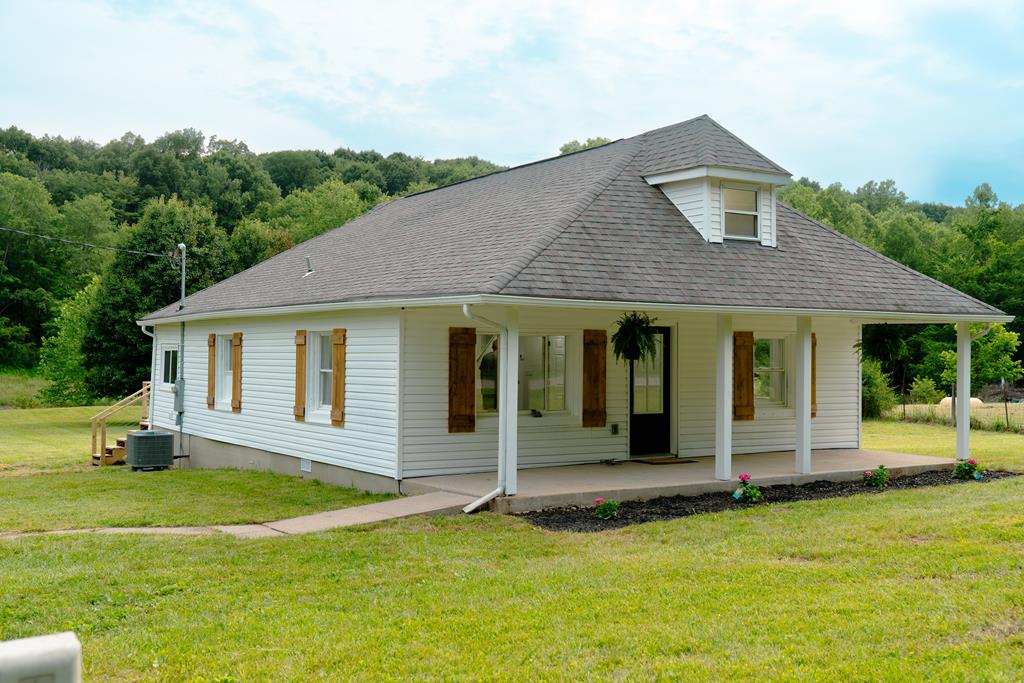 7699 Denver Road Property Photo 1