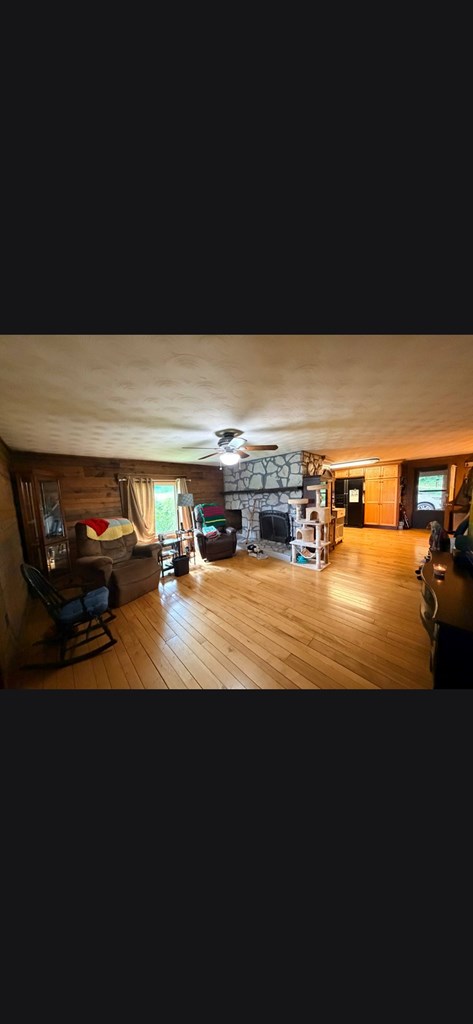 14880 Deer Park Road Property Photo 8