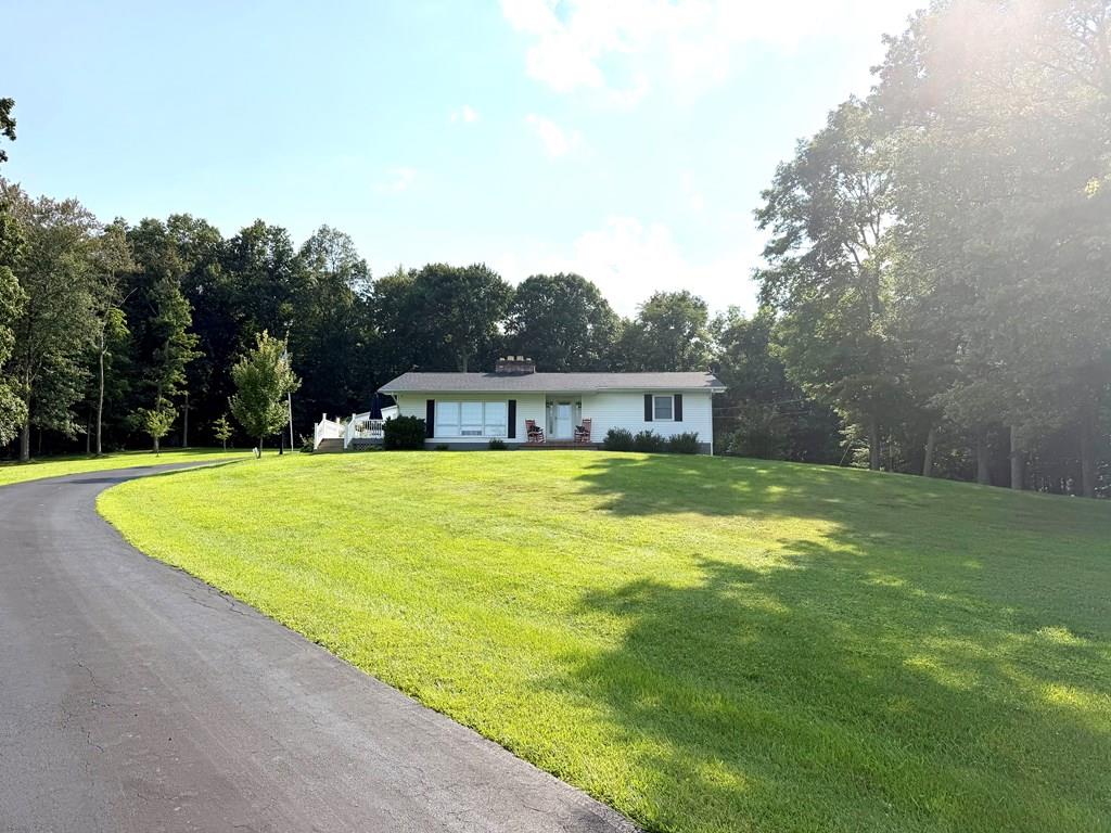 7059 Blain Highway Property Photo 1