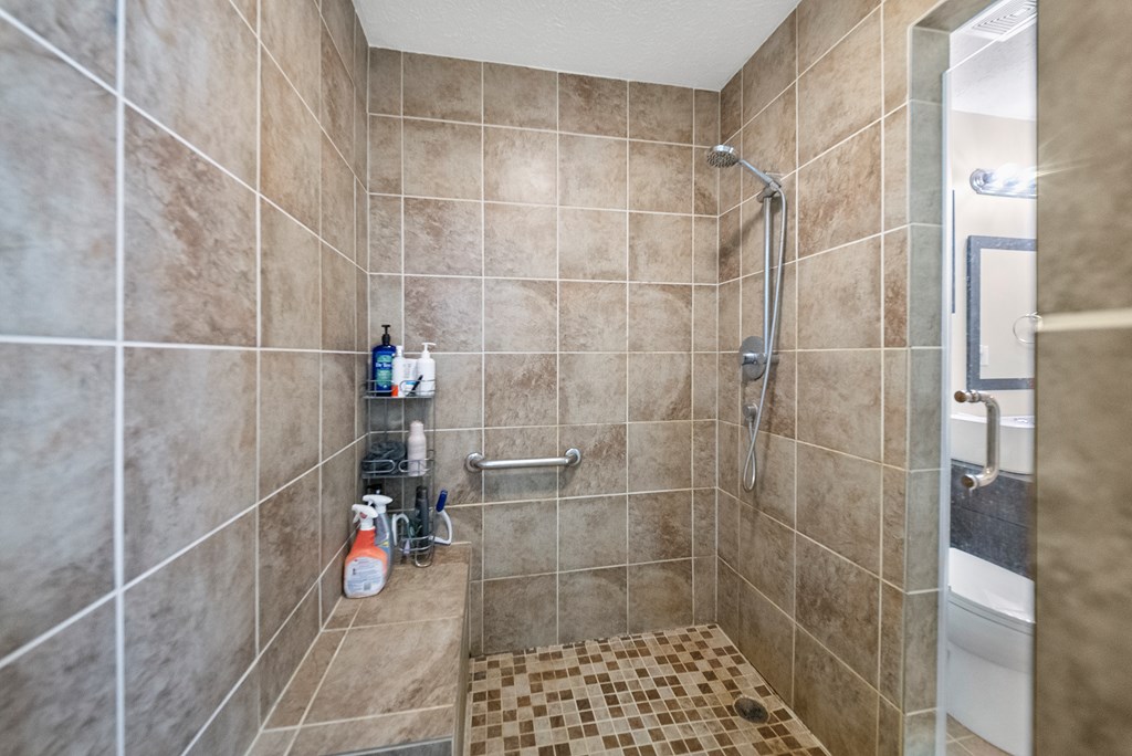 283 Constitution Drive Property Photo 22