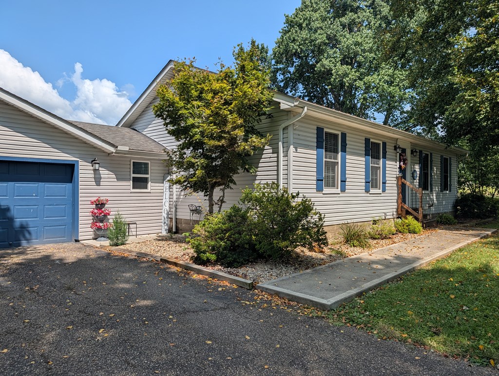 137 Meadow Run Road Property Photo 6