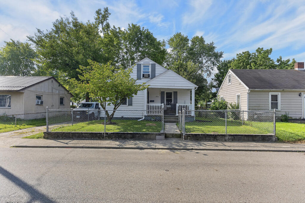 934 Gilmore Street Property Photo 1