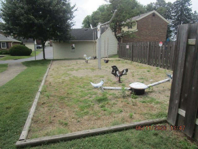 251 Constitution Drive Property Photo 12
