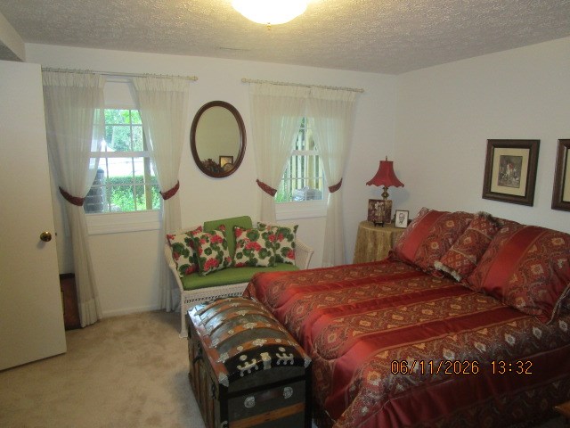 251 Constitution Drive Property Photo 32