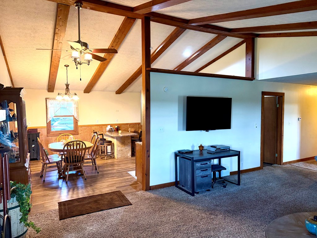 6467 Beaver Pike Road Property Photo 8