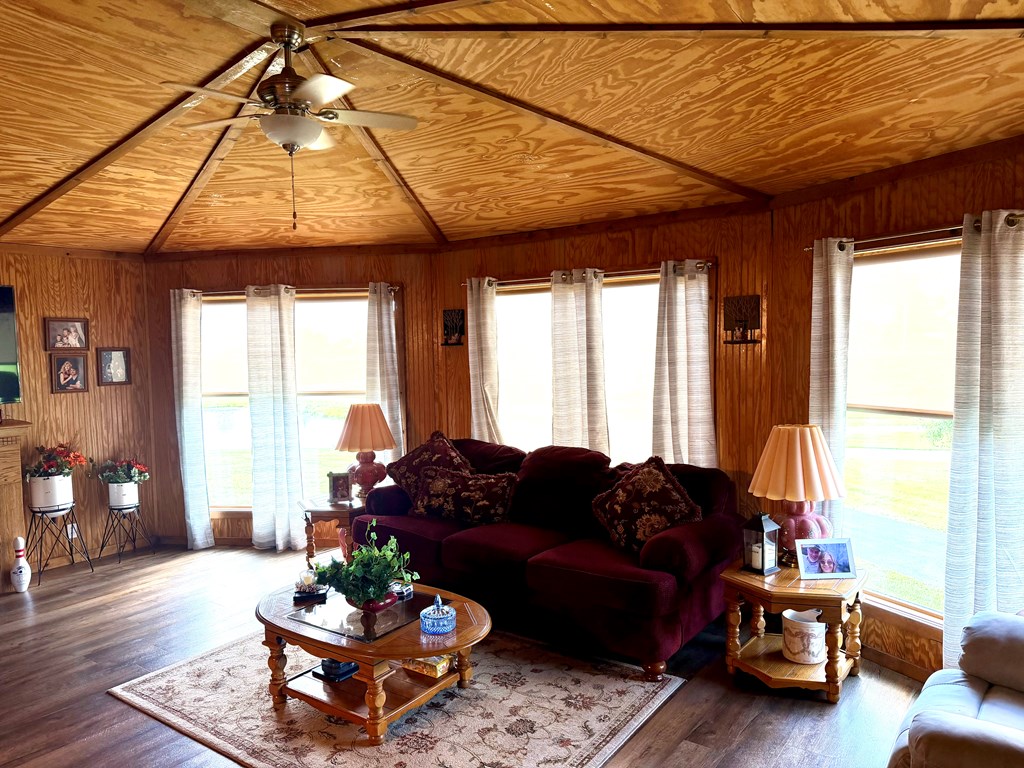 6467 Beaver Pike Road Property Photo 21