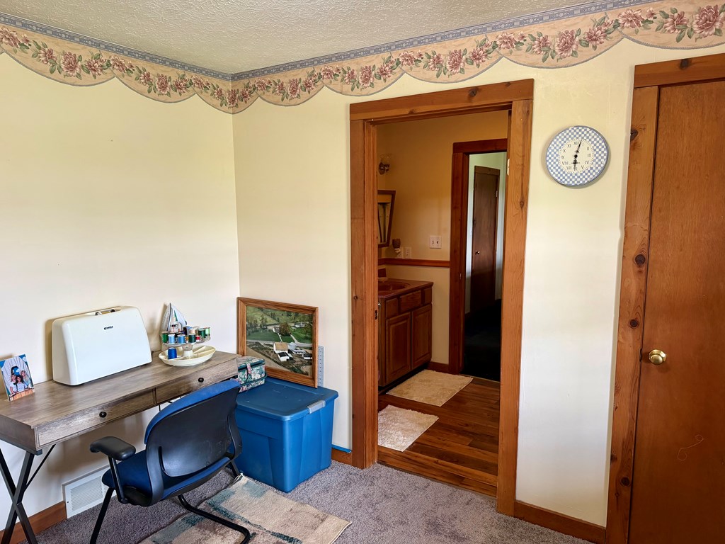 6467 Beaver Pike Road Property Photo 30