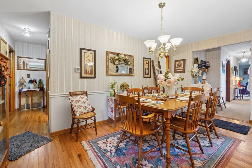 544 Edgewood Drive Property Photo 8