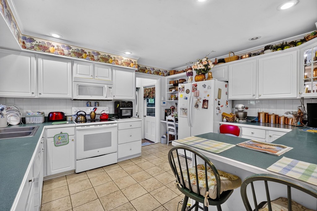 544 Edgewood Drive Property Photo 12