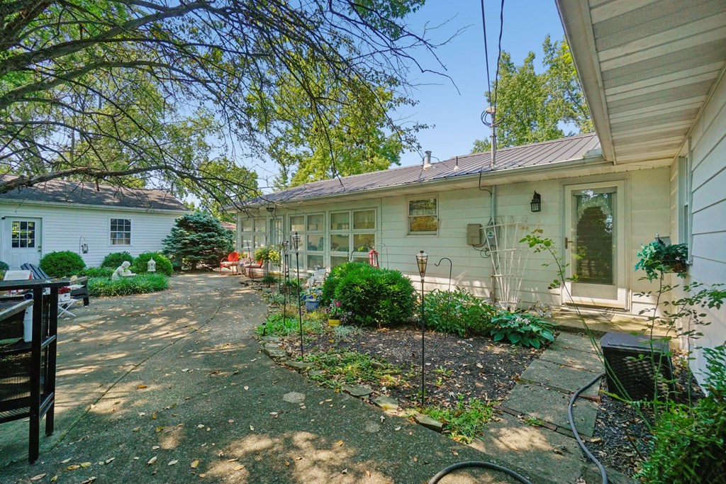 544 Edgewood Drive Property Photo 32