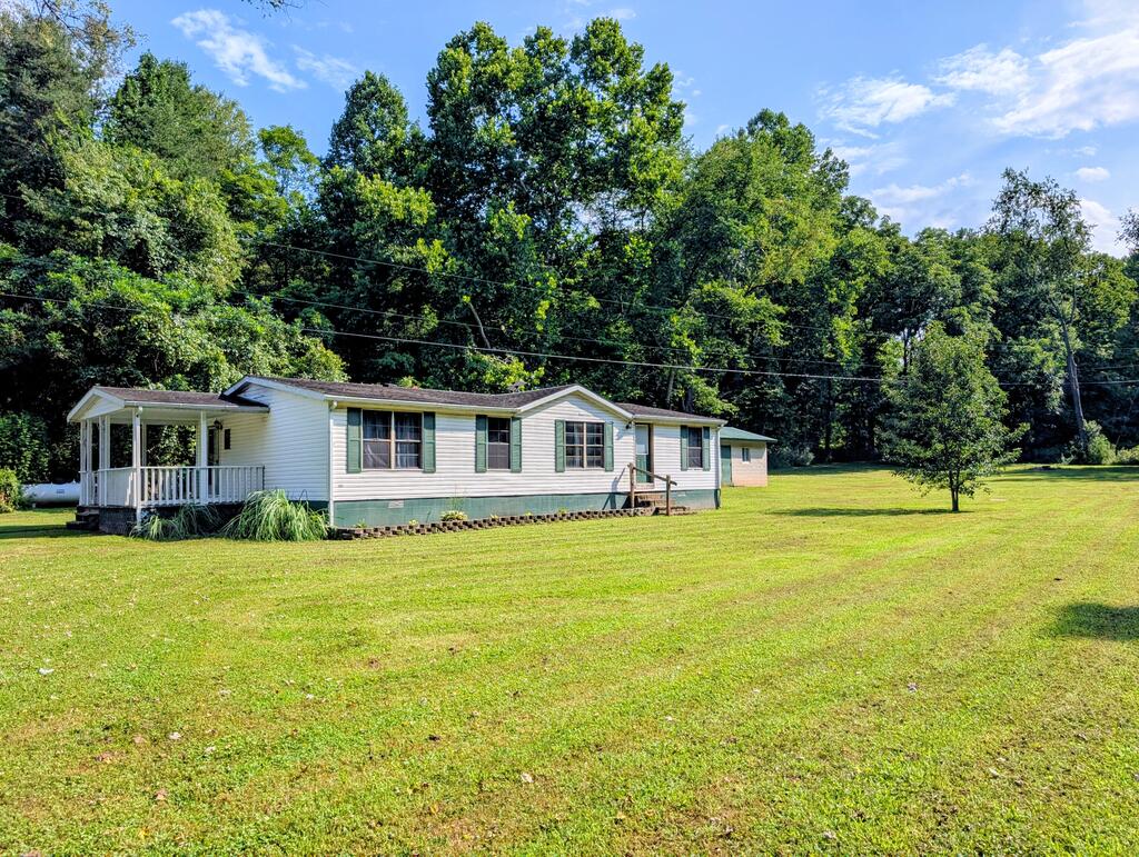 59643 Curry Road Property Photo 1