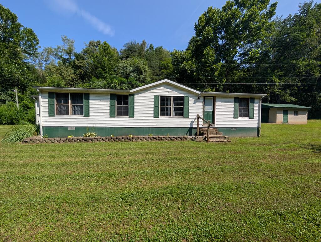 59643 Curry Road Property Photo 2