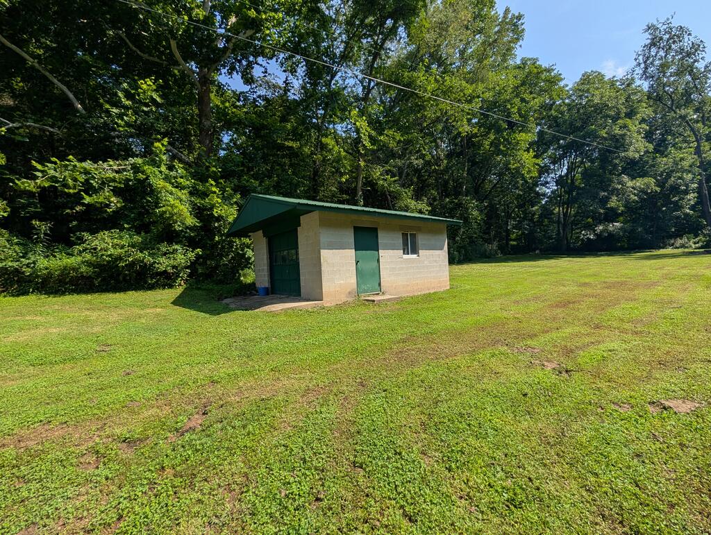 59643 Curry Road Property Photo 5