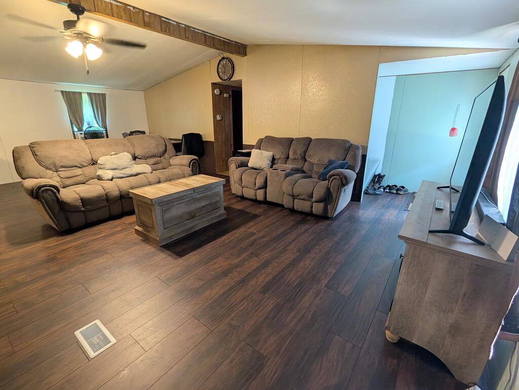 59643 Curry Road Property Photo 8