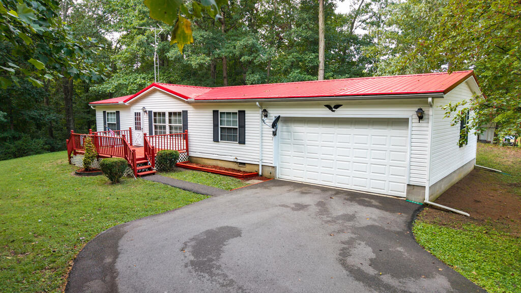 1008 Chestnut Grove Rd. Property Photo 2