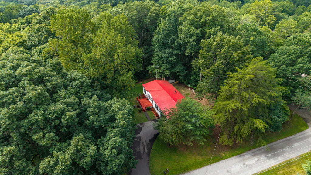 1008 Chestnut Grove Rd. Property Photo 11