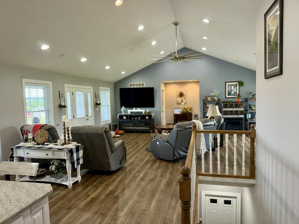97 Trinity Lane Property Photo 22