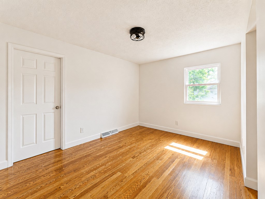 238 Carman Drive Property Photo 8