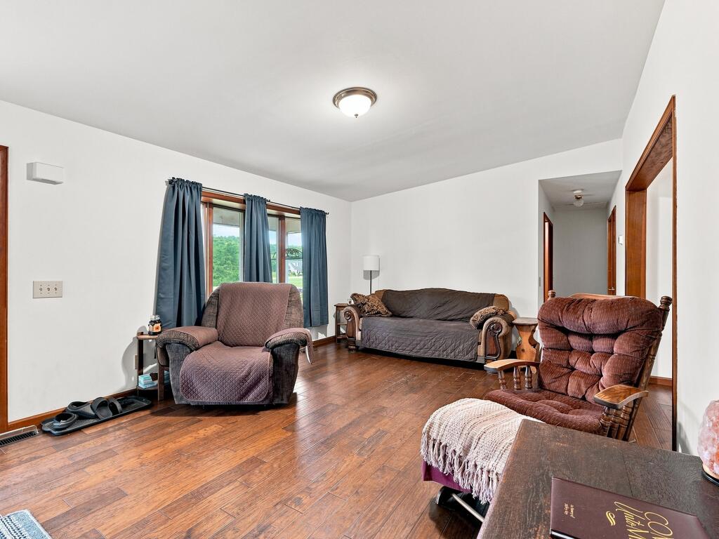 30396 Orr Road Property Photo 4