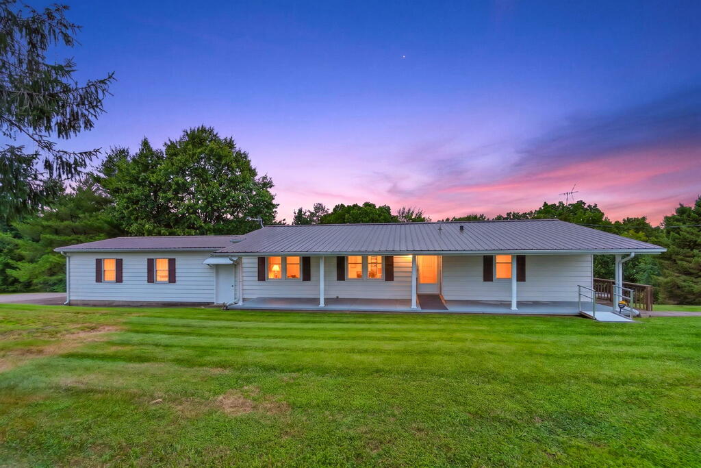 2530 Cherry Ridge Road Property Photo 2