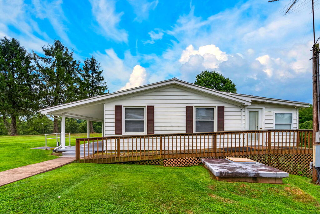 2530 Cherry Ridge Road Property Photo 16
