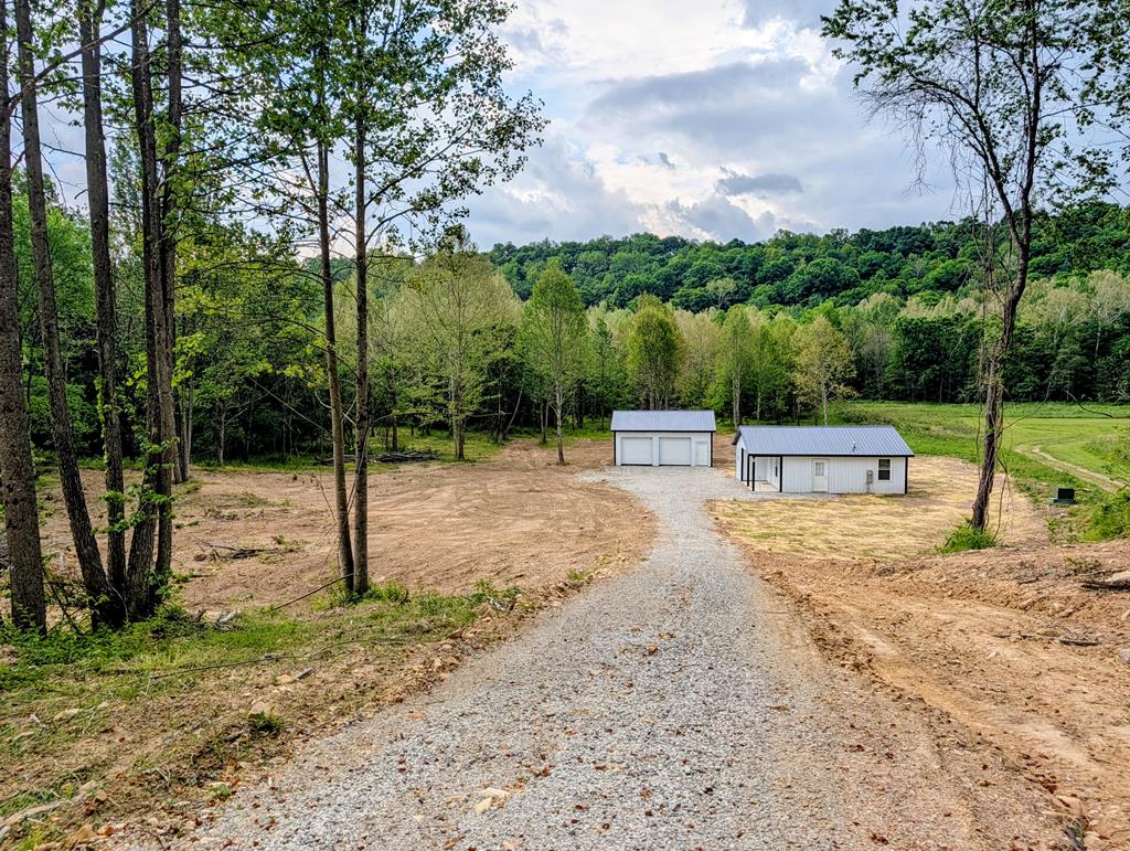 5502 Camp Creek Road Property Photo 1