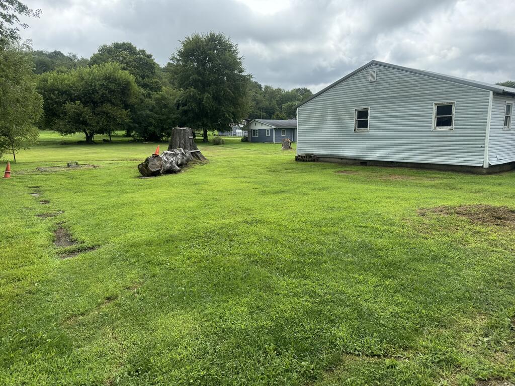 19 Railroad Street Property Photo 5