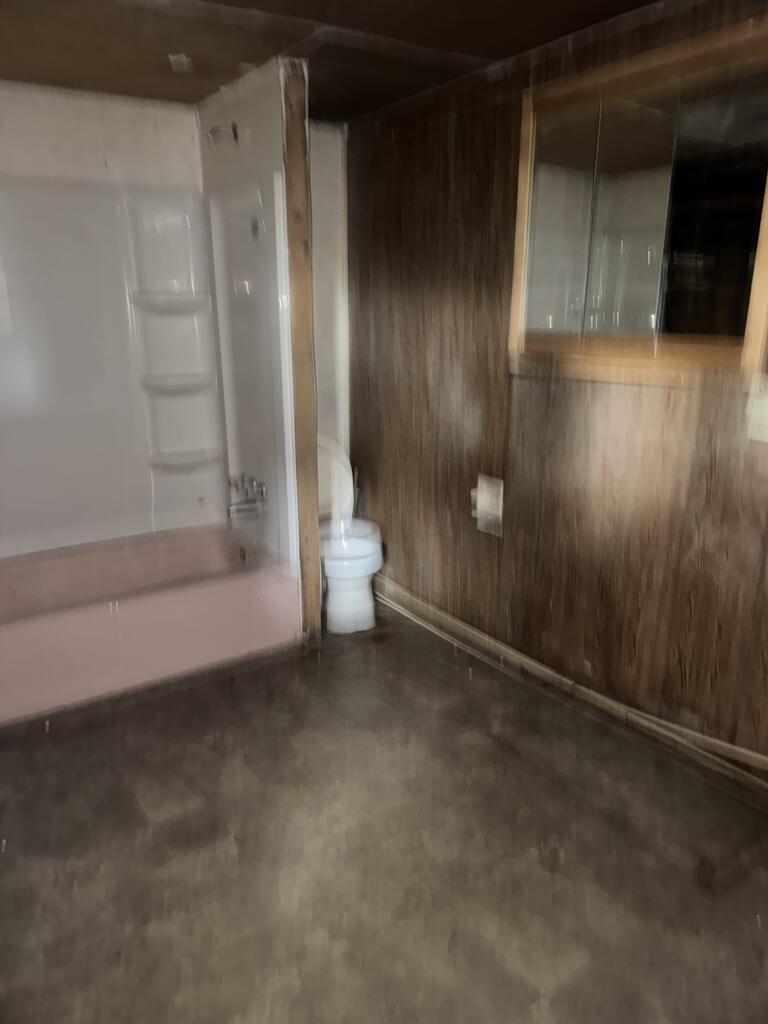 19 Railroad Street Property Photo 24