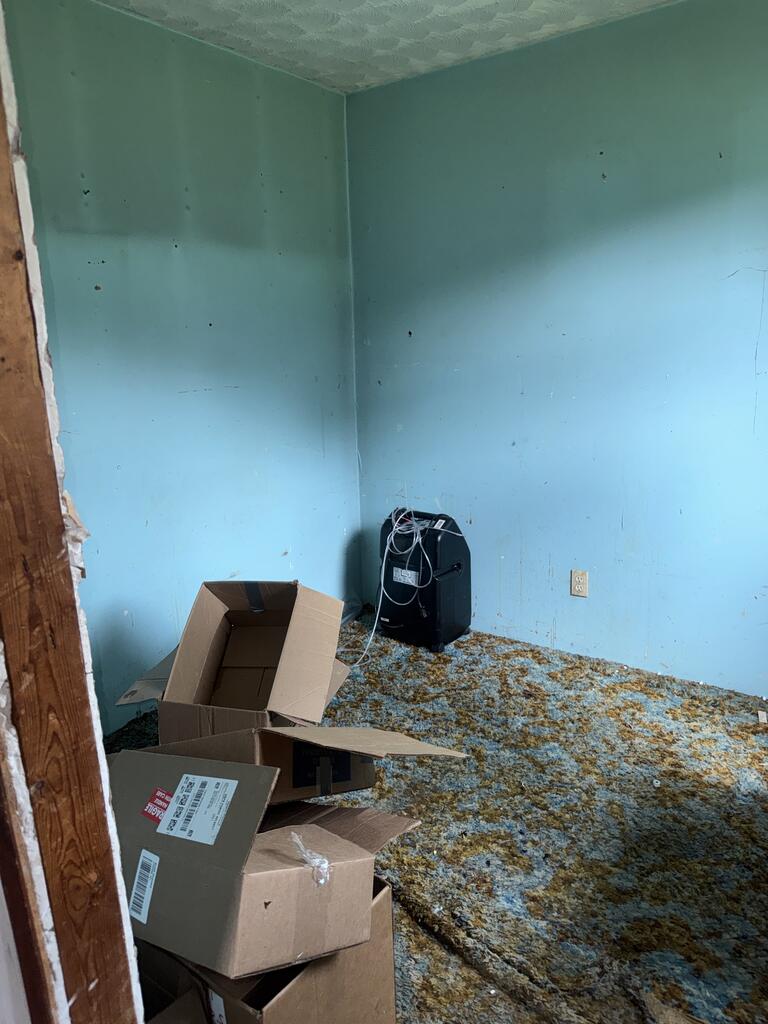 19 Railroad Street Property Photo 27