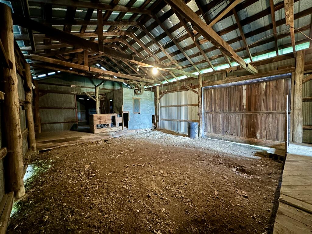 7424 St. Rt. 180 Property Photo 36