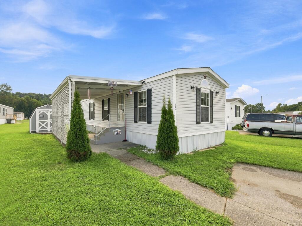 14996 Pleasant Valley Road Property Photo 1