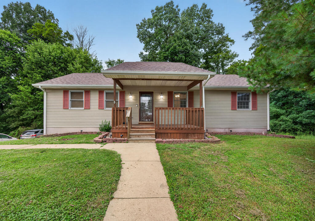 297 Circleview Drive Property Photo 1