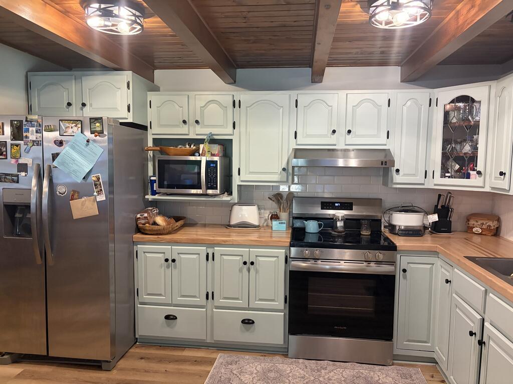 300 Core Road Property Photo 16