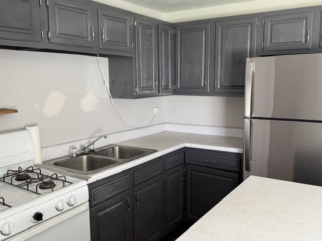 319 Broadway St. Property Photo 14