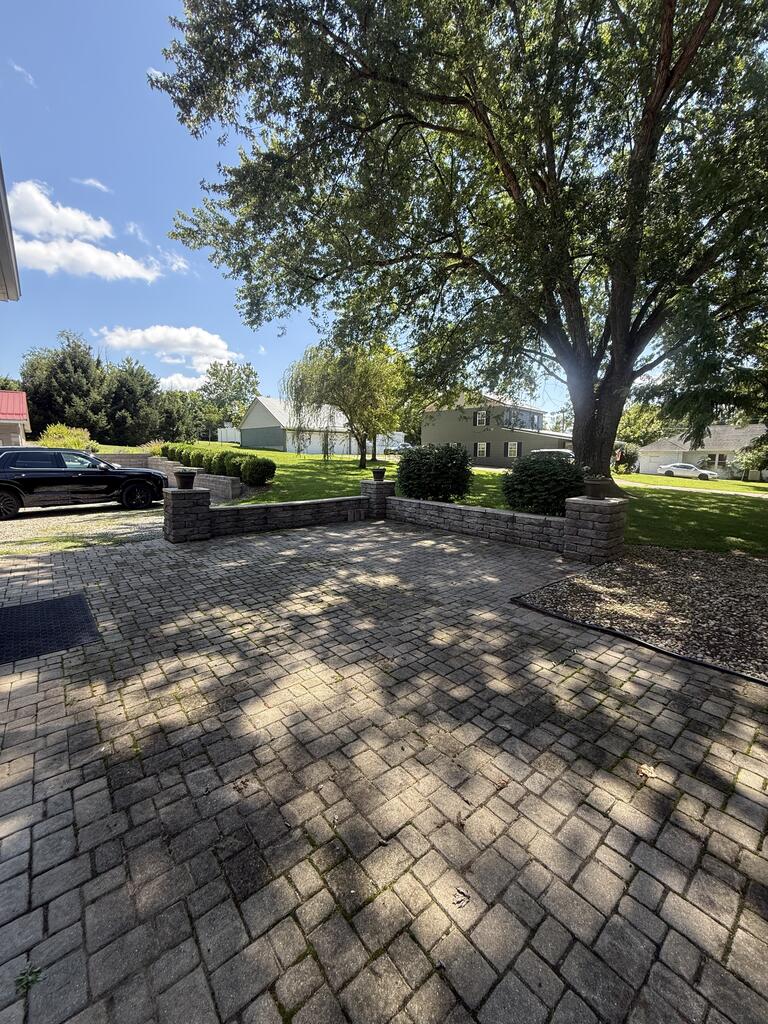 942 Howard Road Property Photo 16